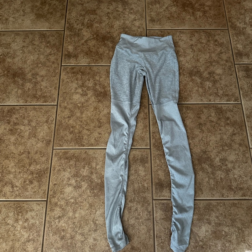 Alo alosoft goddess leggings